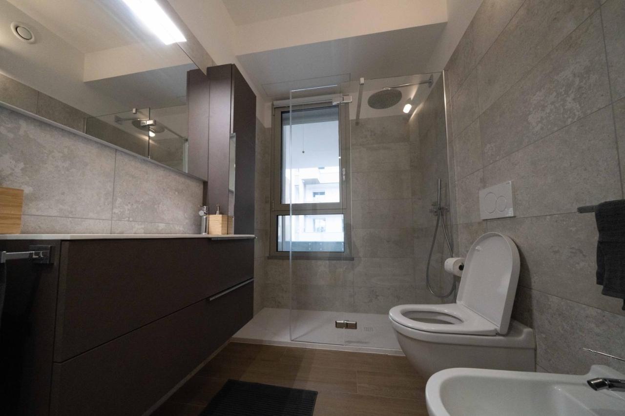 Apartment Amazing Brand New 2 Upper Scale With Gym Close To Metro Milan